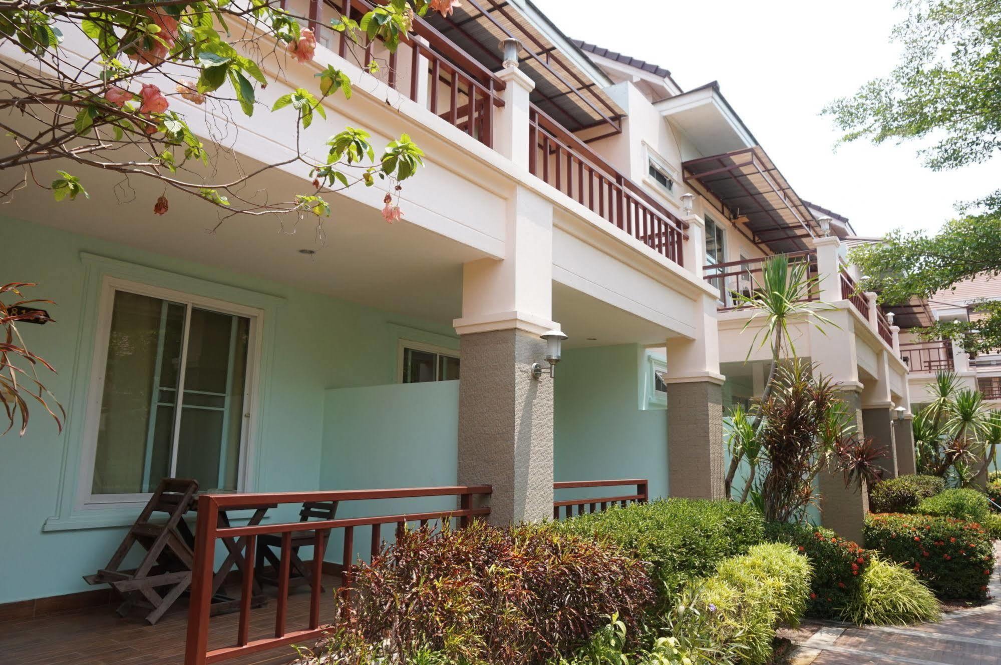 Tonwa Resort Hotel Khon Kaen Exterior photo